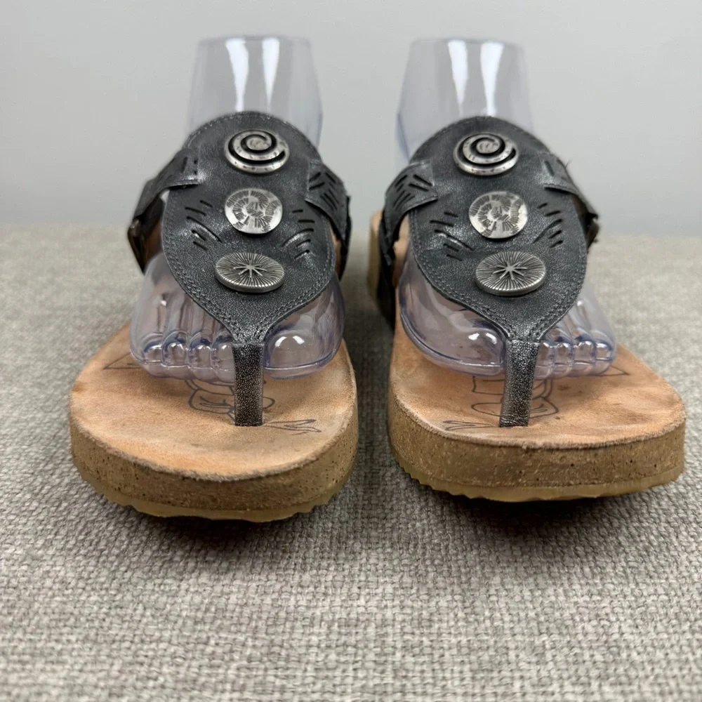 Josef Seibel Gray Silver Metallic Leather Thong Comfort Sandals Size 40 9.5